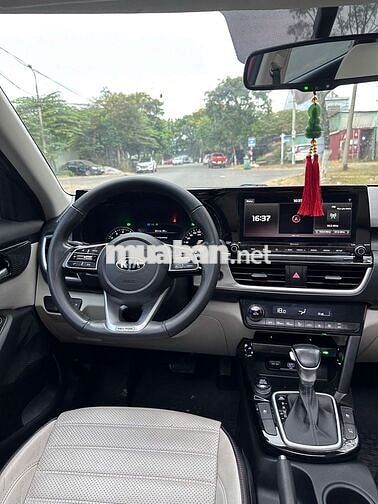KIA Seltos 2021 Premium 1.4T odo 5vạn 1 chủ từ đầu