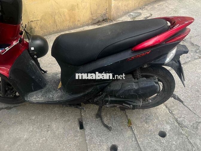 Honda Vision Đỏ đen