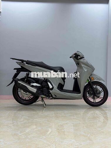 Honda SH 350i 2022 Xám 7900km