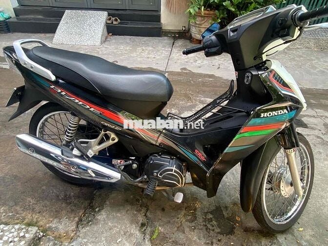 Honda Wave Blade 110 2019 Đen trắng