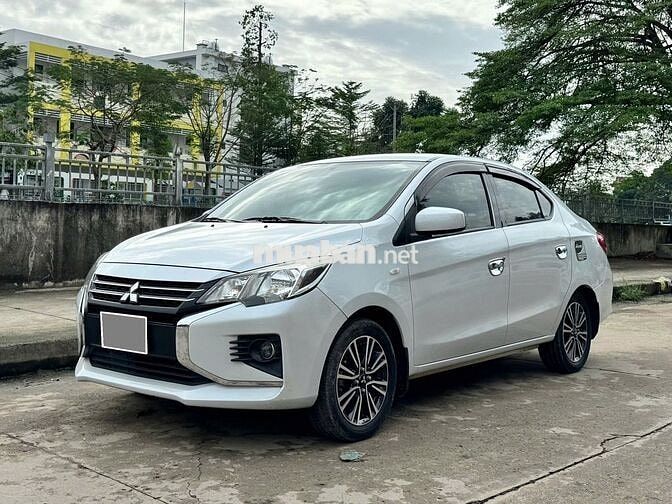 Mitsubishi Attrage model 2022 số sàn màu trắng