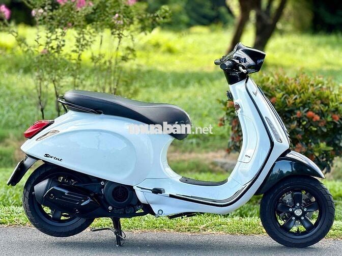Piaggio Vespa Sprint 125cc 2015 Trắng.Siêu Keng