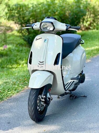 Piaggio Vespa 125cc 2015 Siêu Keng.Máy Zin Chạy Êm