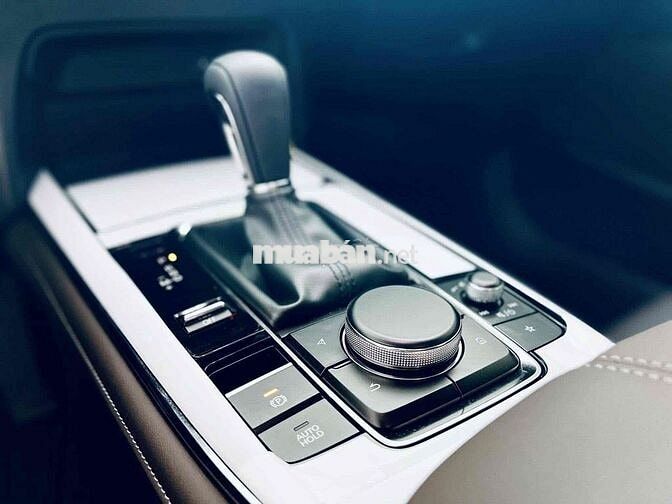 CX30 nhập Thái T5 giảm đến 40tr, chỉ 210 nhận xe