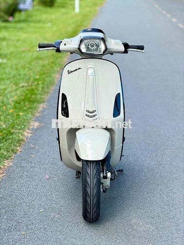 Piaggio Vespa 125cc 2015 Siêu Keng.Máy Zin Chạy Êm