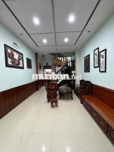 BÁN NHÀ ĐẸP LẠC LONG QUÂN – XE HƠI ĐỖ CỬA – NGANG 4M NỘI THẤT CAO CẤP