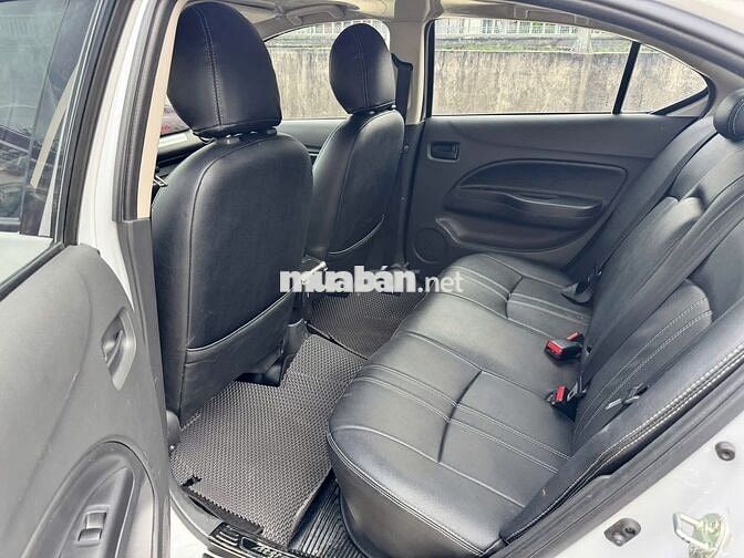 Mitsubishi Attrage model 2022 số sàn màu trắng