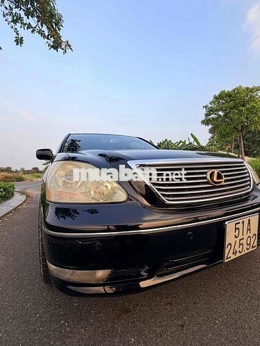 Lexus LS430 màu Đen