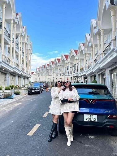 Phòng nghỉ du lịch cho thuê dài ngày trong mùa hè 2026 giá mềm.