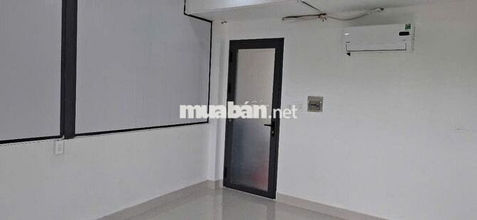 Phòng Studio KDC 13E, Nguyễn Văn Linh (ĐH Văn Hiến), Bình Hưng-B.Chánh