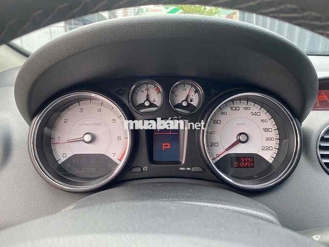 Peugeot 408 2014 Trắng 12.000 km
