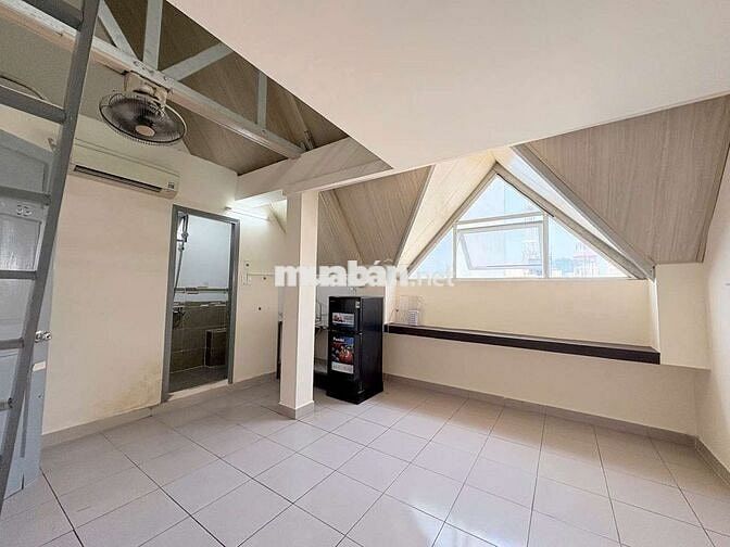 Siêu Duplex_cửa sổ_thoáng_sáng tự nhiên _Gác cao_sạch sẽ_Giá quá rẻ