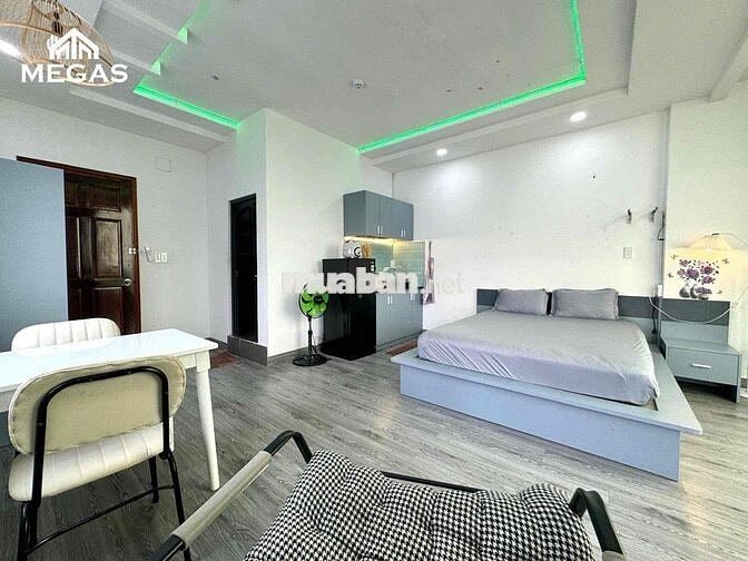 1PN FULL NỘI THẤT BAN CÔNG HƠN 35m2 MẶT TIỀN BÙI THỊ XUÂN QUẬN 1