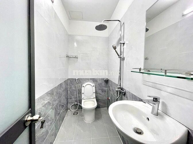PHÒNG MỚI 100% TẠI HUỲNH TẤN PHÁT GẦN KCX, UFM, NTT