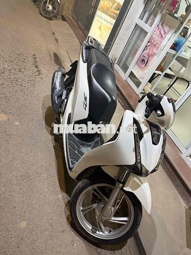 Honda SH 125 CBS 2018 Trắng 2500 km
