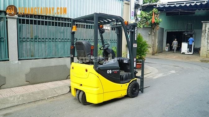 Xe nâng điện ngồi 900kg khung 3m cơ bản