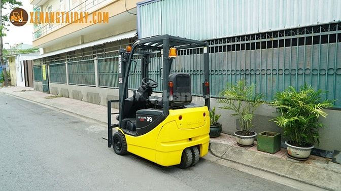 Xe nâng điện ngồi 900kg khung 3m cơ bản