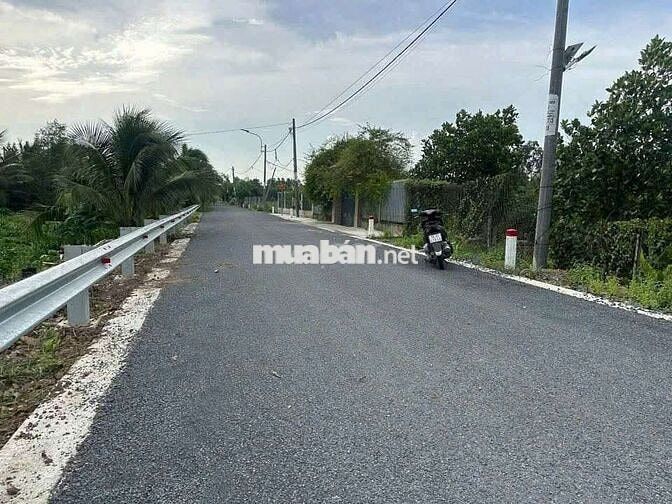 Bán đất 2800m²  Mặt tiền kênh 8 đường vườn Thơm Bình Lợi Bình Chánh 