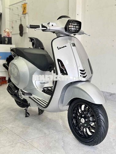 Piaggio Vespa Sprint Bạc Porsche