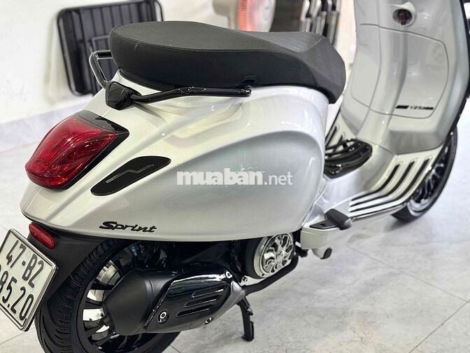 Piaggio Vespa Sprint Bạc Porsche