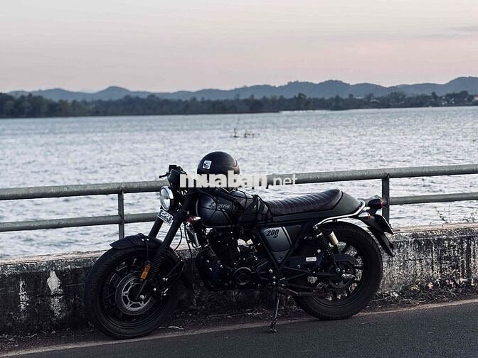GPX Legend 200 2022 18000km Đen