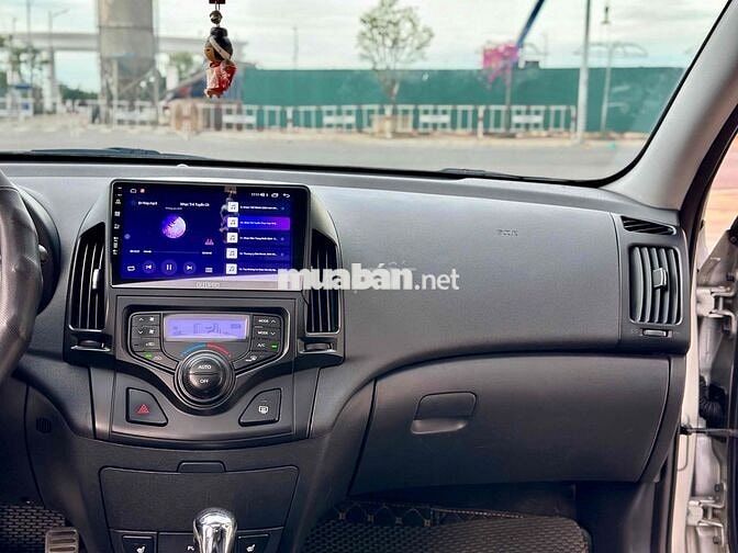 Hyundai i30 CW Bản Full Bạc