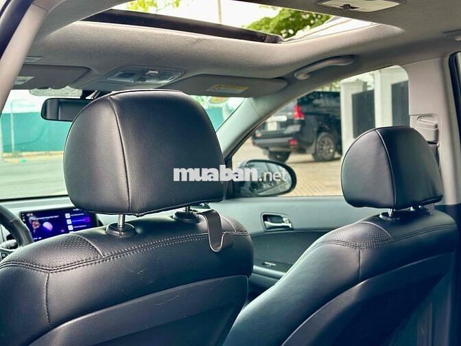 Hyundai i30 CW Bản Full Bạc