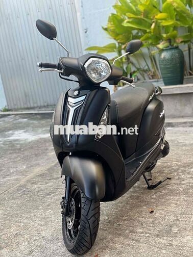 Yamaha Grande màu Đen xe đẹp máy rin êm