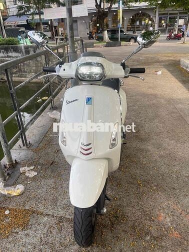 Piaggio Vespa Sprint Trắng