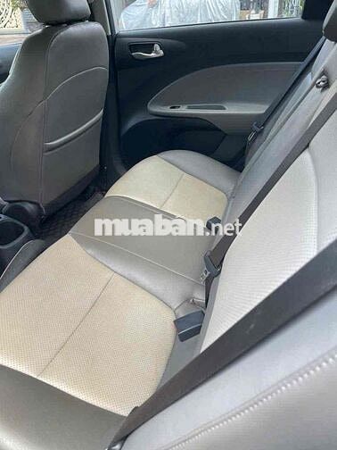 Kia Soluto Trắng 2022 Số Sàn, Odo 9000km