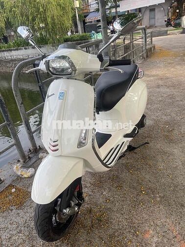 Piaggio Vespa Sprint Trắng