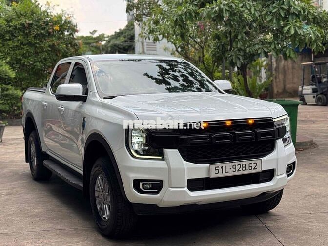 Ford Ranger XLS 2025 1 cầu AT 13.000km