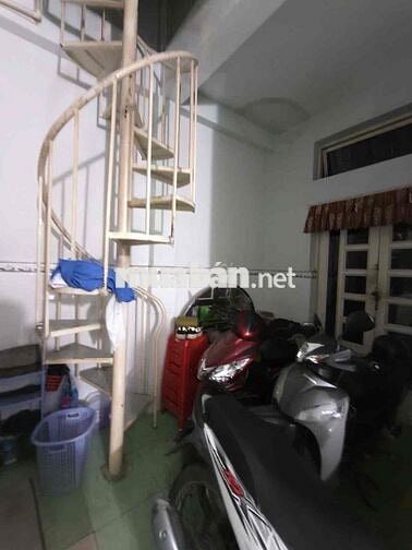 nhà TAM BÌNH- hxh - đường 12 cạnh chung cư vị trí đẹp