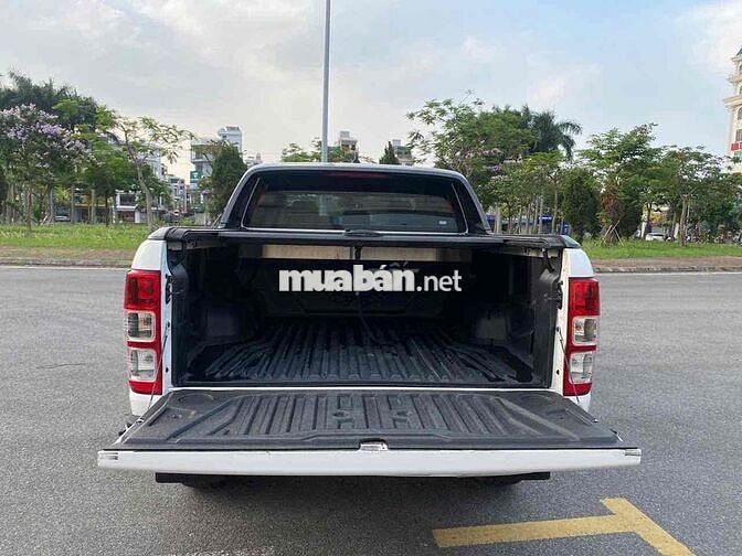 Ford Ranger 2020 XLS AT 8v Trắng