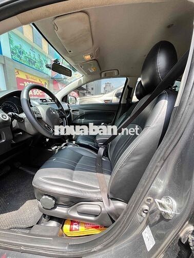 Mitsubishi Attrage 2022 Xám