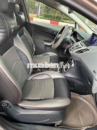 Ford Fiesta 2011 Vàng cát Tự động