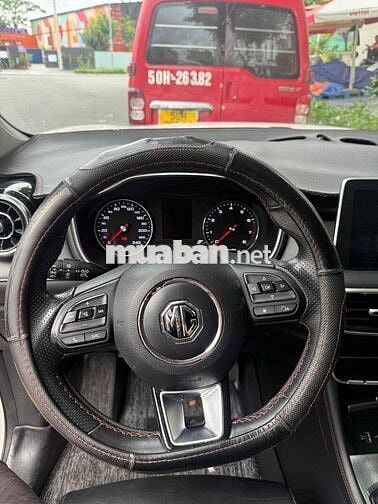 MG HS 2021 1.5AT 50000 km Trắng