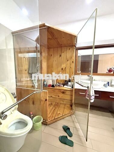Nhà Mặt Tiền Ngay Nguyễn Sơn, Tân Phú, 4.5M X 18M, 4 Tầng Hơn 12 Tỷ