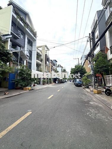 Nhà Mặt Tiền Ngay Nguyễn Sơn, Tân Phú, 4.5M X 18M, 4 Tầng Hơn 12 Tỷ