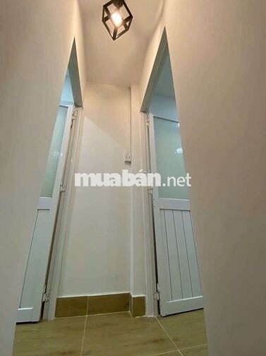 Nhỉnh 2 tỷ có nhà SHR Tân Bình 2PN, vuông vức 