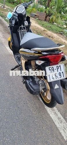 Yamaha Nouvo Vàng đen