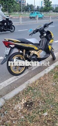 Yamaha Nouvo Vàng đen