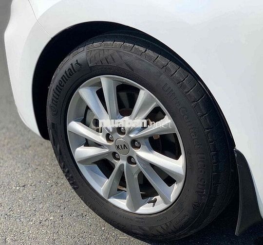 Kia Sedona 2019 full dầu Trắng 88.000km giá tốt