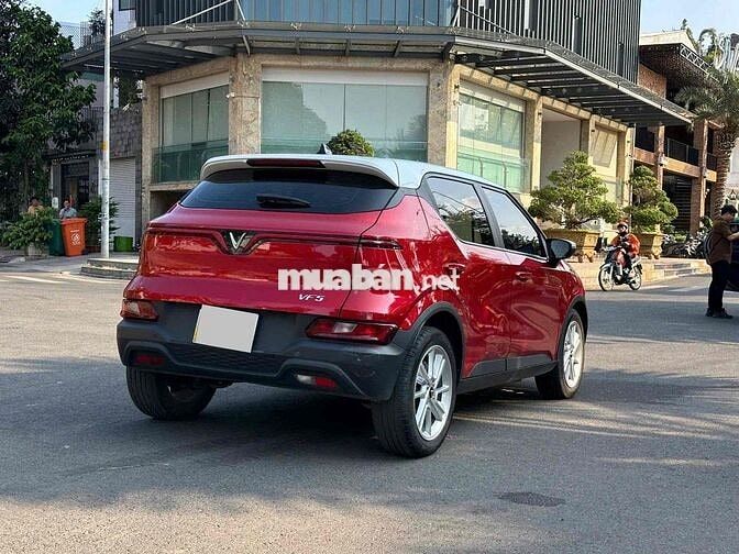 VF5 Plus 2024 Đỏ-Trắng Odo 8v7