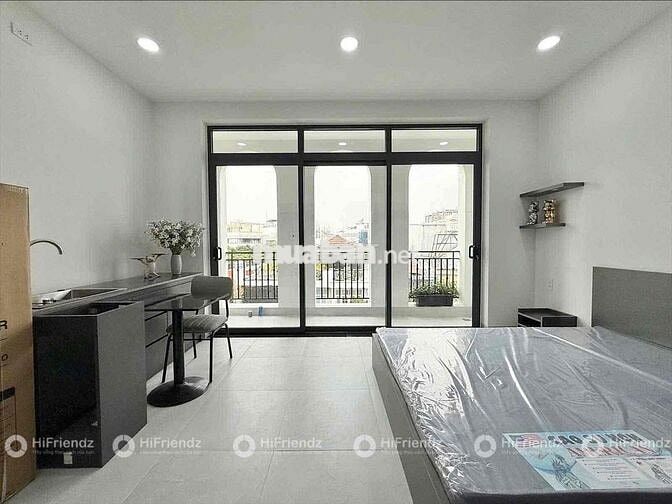 STUDIO BAN CÔNG SẴN NỘI THẤT NGAY NGÃ TƯ BỐN XÃ GẦN ĐH VĂN HIẾN
