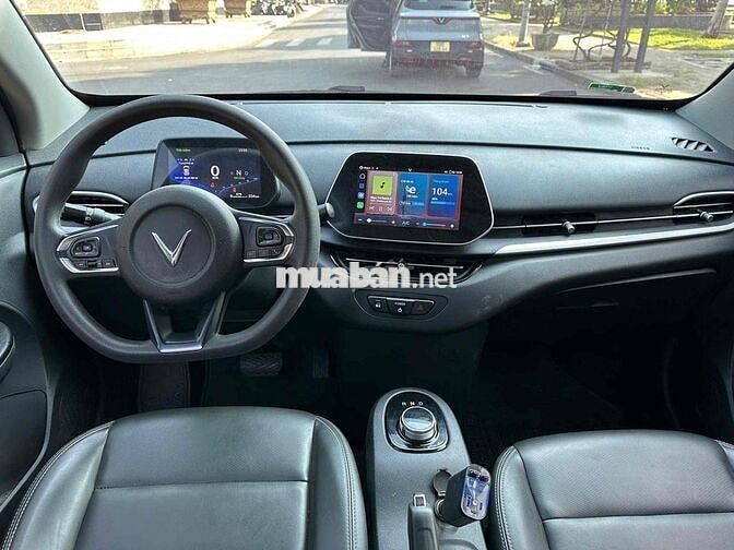 VF5 Plus 2024 Đỏ-Trắng Odo 8v7