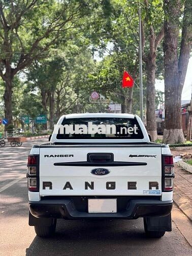 Ford Ranger 2022 Số sàn Trắng