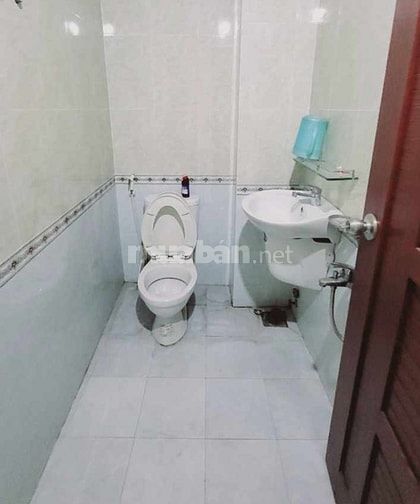 Bán nhà hẻm số 7 Thành Thái Q10 dt 3,6x11M tổng 39m2,nhà 4 tầng 6,3 tỷ