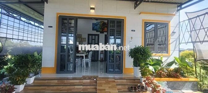 Nhà mặt tiền hội tụ đầy đủ cho KD, nghỉ dưỡng, hưu trí, ra riêng..