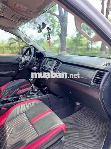 Ford Ranger 2022 Số sàn Trắng